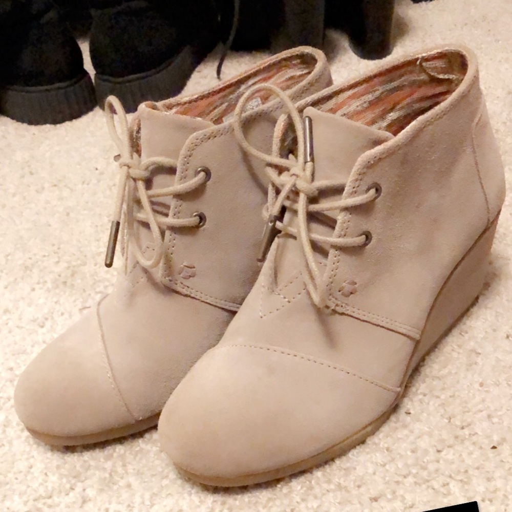 Taupe Wedge Toms